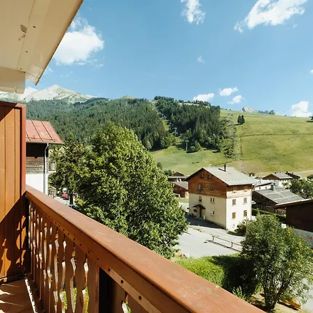 Avec Balcon, Animaux Acceptes, Proche Pistes Et Commerces - Fr-1-304-38 La Clusaz